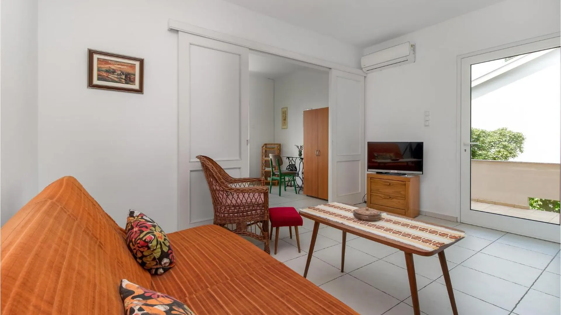 Cozy Apartment In Dramalj With House Sea View